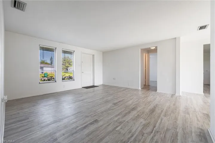 2526 Ivanhoe St, Port Charlotte, Florida 33952