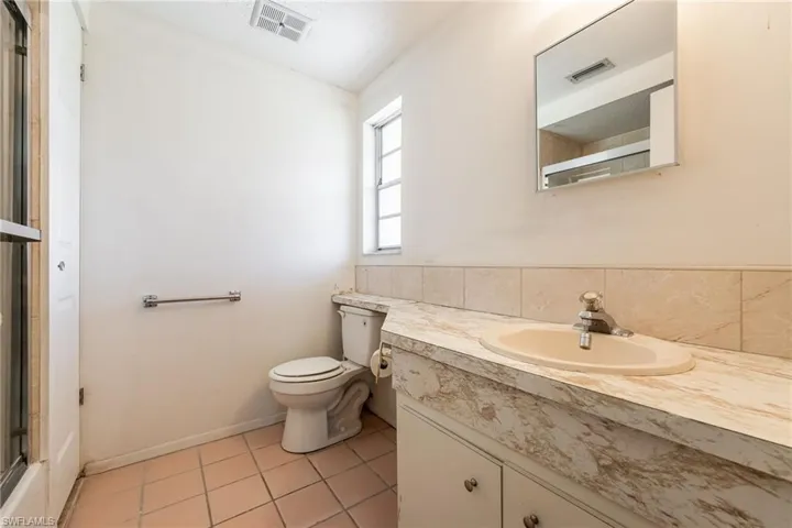 2526 Ivanhoe St, Port Charlotte, Florida 33952