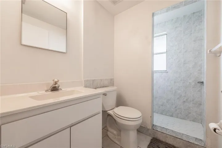 2526 Ivanhoe St, Port Charlotte, Florida 33952