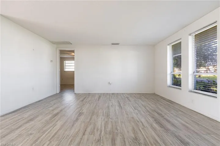 2526 Ivanhoe St, Port Charlotte, Florida 33952