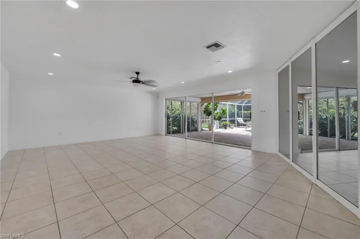 656  Binnacle  DR, Naples, FL 34103