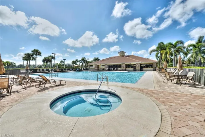 9646  Blue Stone  CIR, Fort Myers, FL 33913