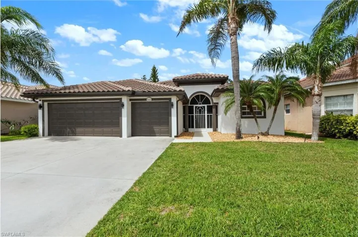 9646  Blue Stone  CIR, Fort Myers, FL 33913