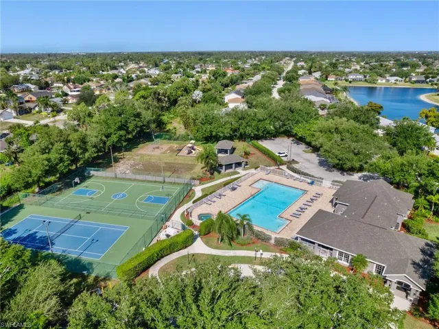 17869  Oakmont Ridge  CIR, Fort Myers, FL 33967