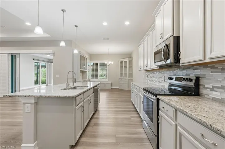10240 Avonleigh Dr, Bonita Springs, Florida 34135