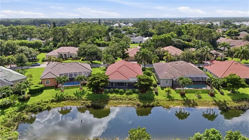 10240 Avonleigh Dr, Bonita Springs, Florida 34135