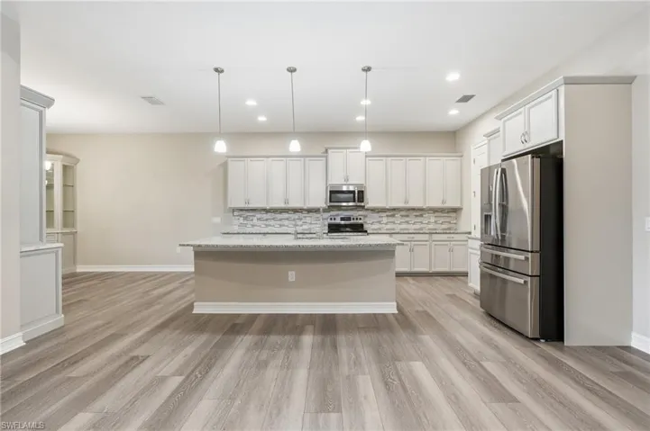 10240 Avonleigh Dr, Bonita Springs, Florida 34135