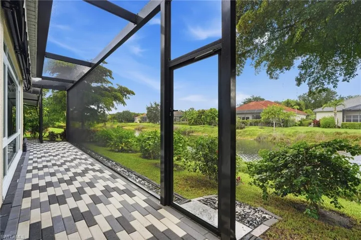 10240 Avonleigh Dr, Bonita Springs, Florida 34135