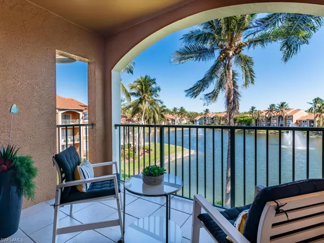 1185  Wildwood Lakes  BLVD, Naples, FL 34104