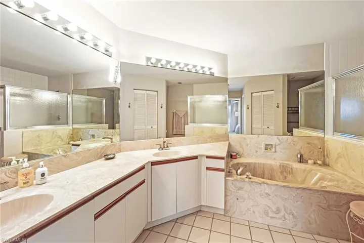 6260  Bellerive  AVE, Naples, FL 34119