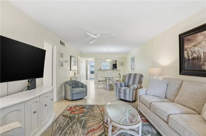 3150 Binnacle Dr 115, Naples, Florida 34103
