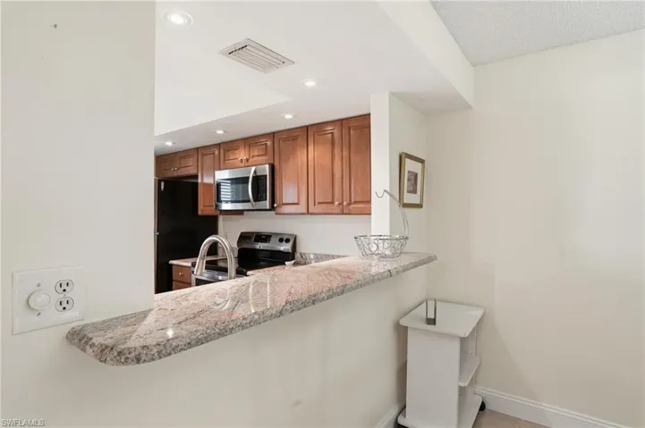 3150 Binnacle Dr 115, Naples, Florida 34103