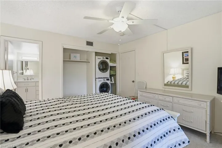 3150 Binnacle Dr 115, Naples, Florida 34103
