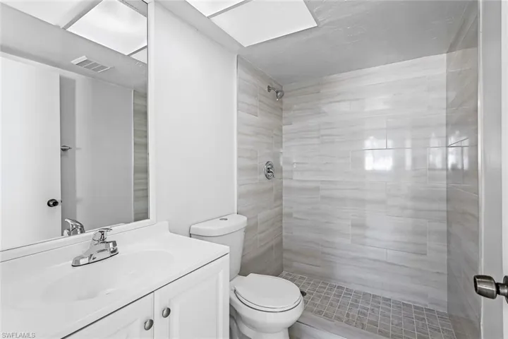 7737  Tamara Lee  CT, Fort Myers, FL 33907