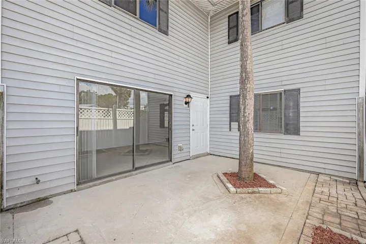 7737  Tamara Lee  CT, Fort Myers, FL 33907