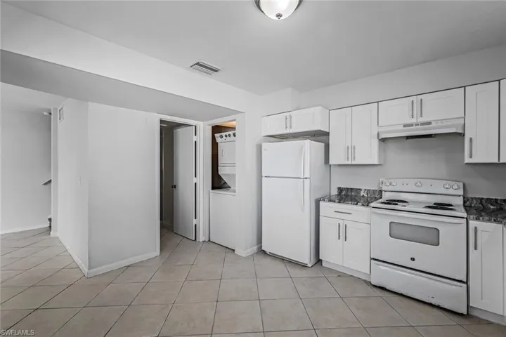 7737  Tamara Lee  CT, Fort Myers, FL 33907