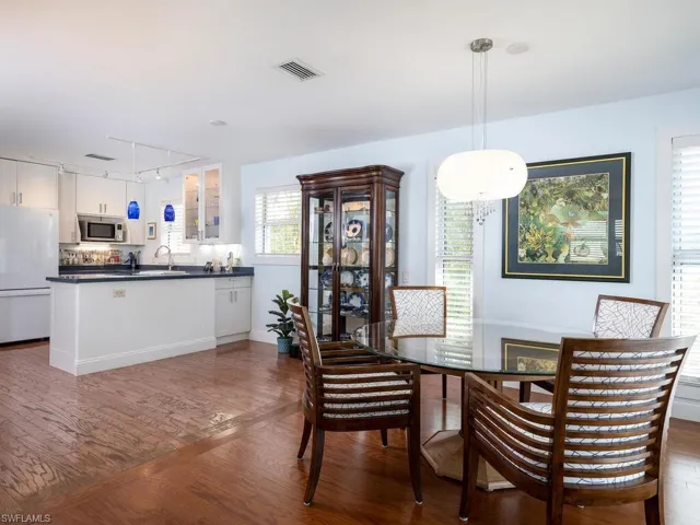 Dining room wood floors
