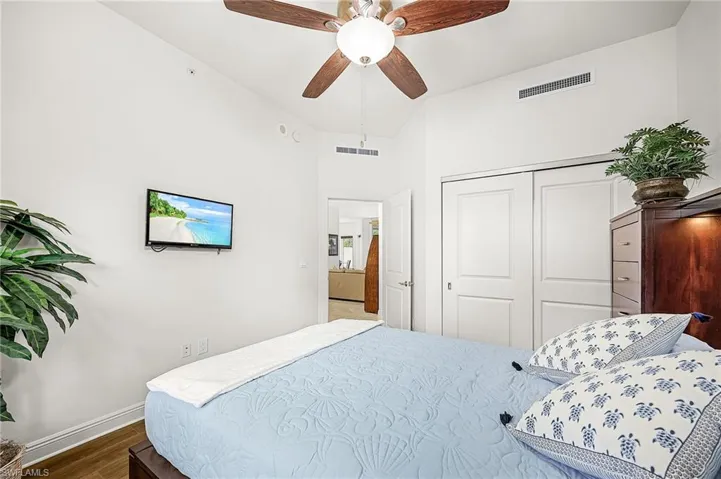 4182 Bay Beach Ln 722, Fort Myers Beach, Florida 33931