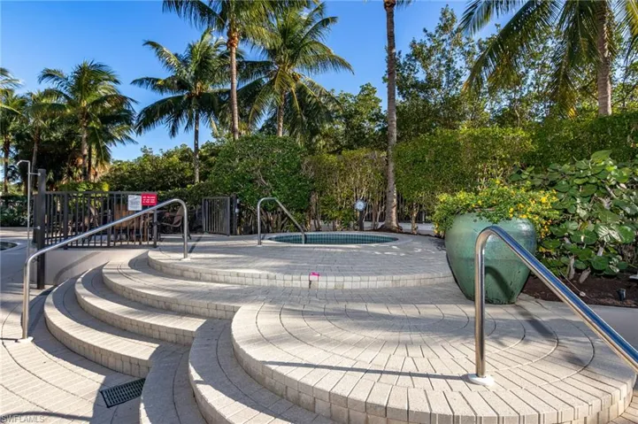 4182 Bay Beach Ln 722, Fort Myers Beach, Florida 33931