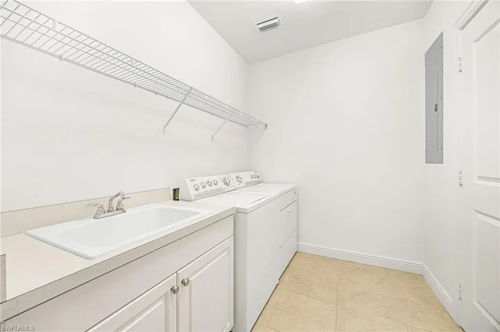 4182 Bay Beach Ln 722, Fort Myers Beach, Florida 33931