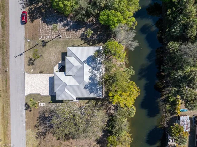 Drone / aerial view of a large body of water