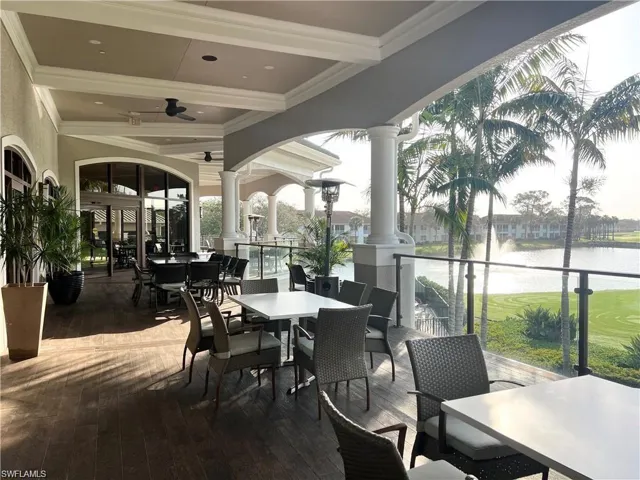 2150 Aberdeen Ln # 7, Naples, Florida 34109