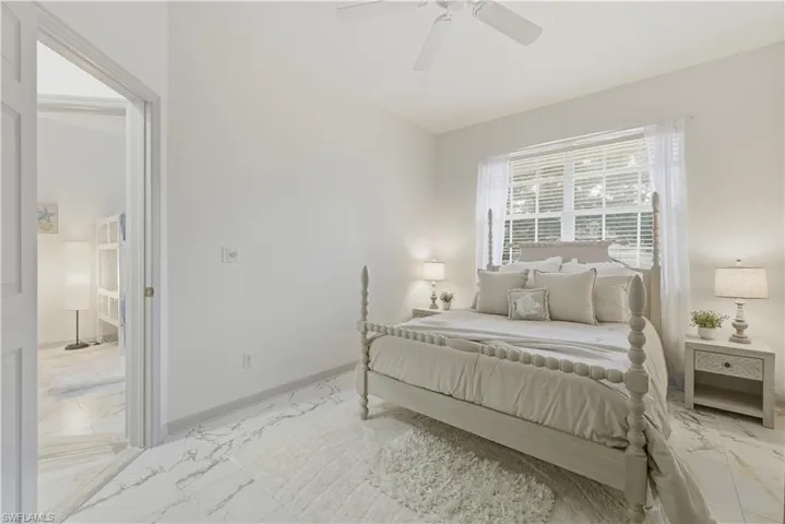 2150 Aberdeen Ln # 7, Naples, Florida 34109