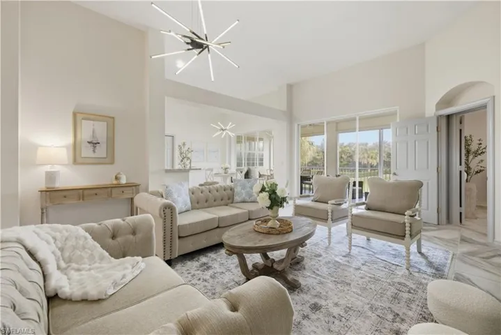 2150 Aberdeen Ln # 7, Naples, Florida 34109