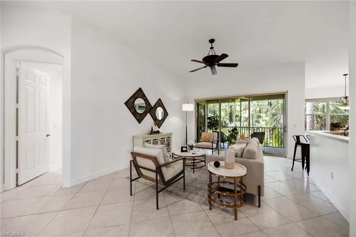 1732  Tarpon Bay S DR, Naples, FL 34119