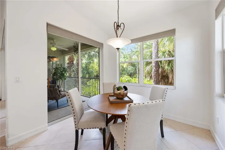 1732  Tarpon Bay S DR, Naples, FL 34119