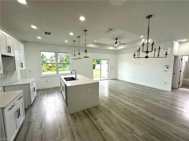2607  10th SW ST, Lehigh Acres, FL 33976