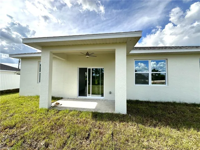 2607  10th SW ST, Lehigh Acres, FL 33976