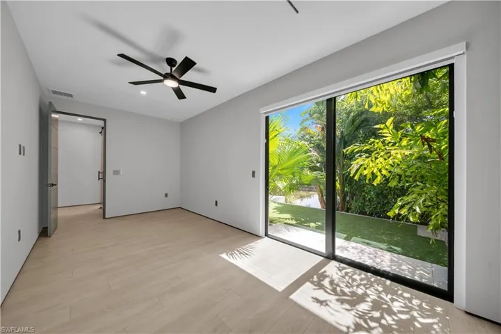 3801 Sw 17th Pl, Cape Coral, Florida 33914