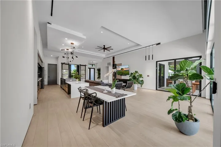 3801 Sw 17th Pl, Cape Coral, Florida 33914
