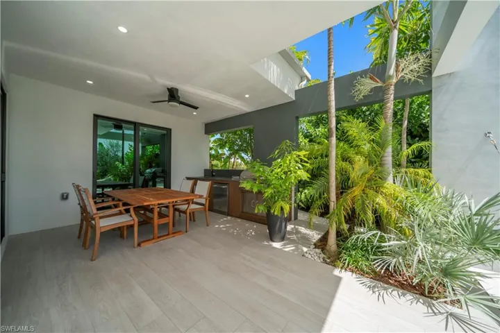 3801 Sw 17th Pl, Cape Coral, Florida 33914