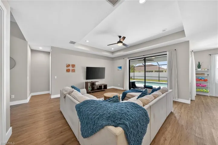 506 Sw 5th St, Cape Coral, Florida 33991