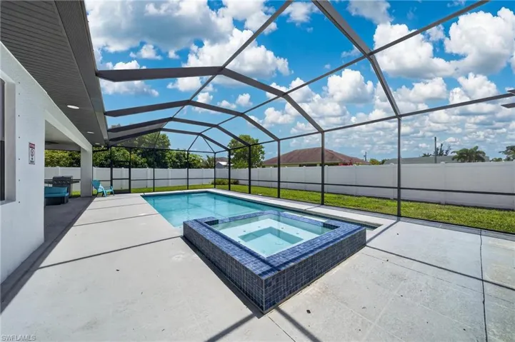 506 Sw 5th St, Cape Coral, Florida 33991