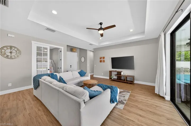 506 Sw 5th St, Cape Coral, Florida 33991