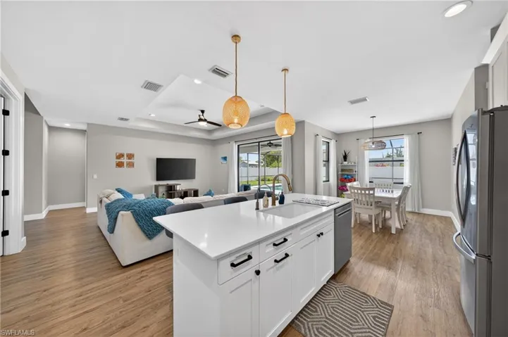 506 Sw 5th St, Cape Coral, Florida 33991