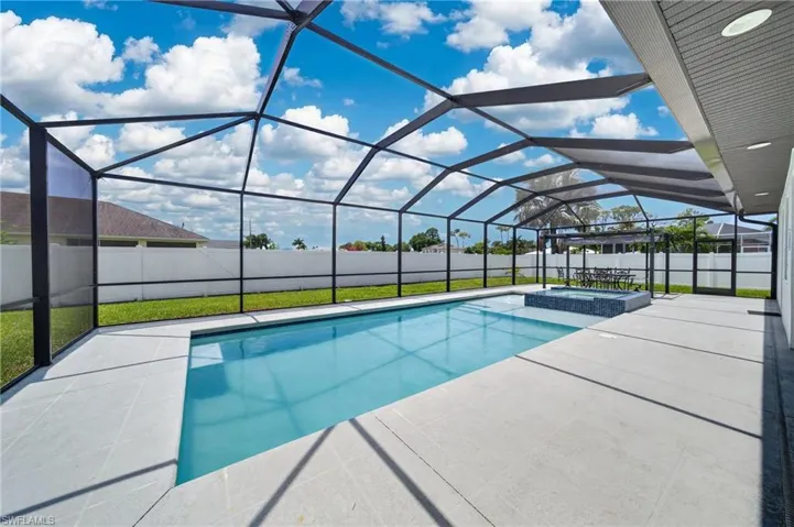 506 Sw 5th St, Cape Coral, Florida 33991