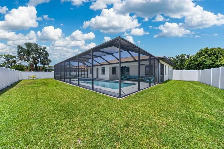 506 Sw 5th St, Cape Coral, Florida 33991