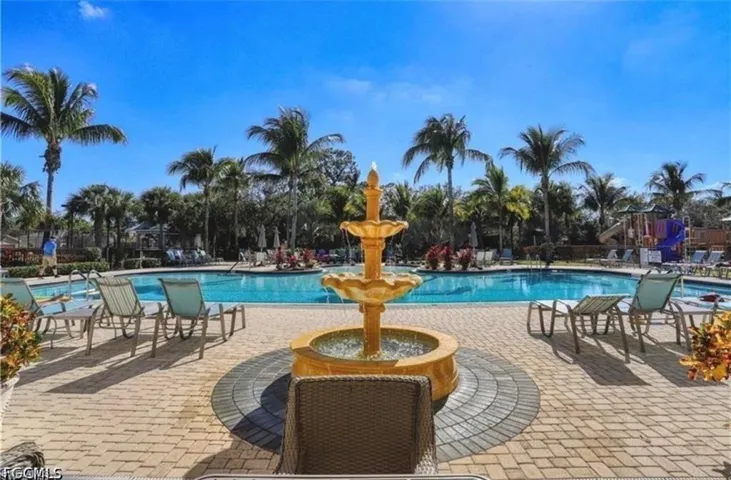 13071 Sandy Key Bend 304, North Fort Myers, Florida 33903