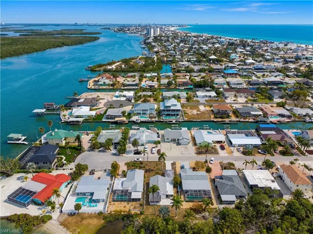 455 Donora Blvd, Fort Myers Beach, Florida 33931