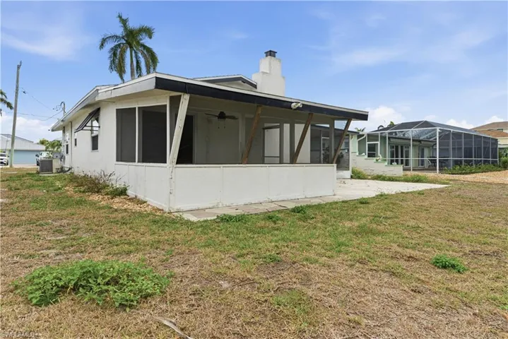 455 Donora Blvd, Fort Myers Beach, Florida 33931