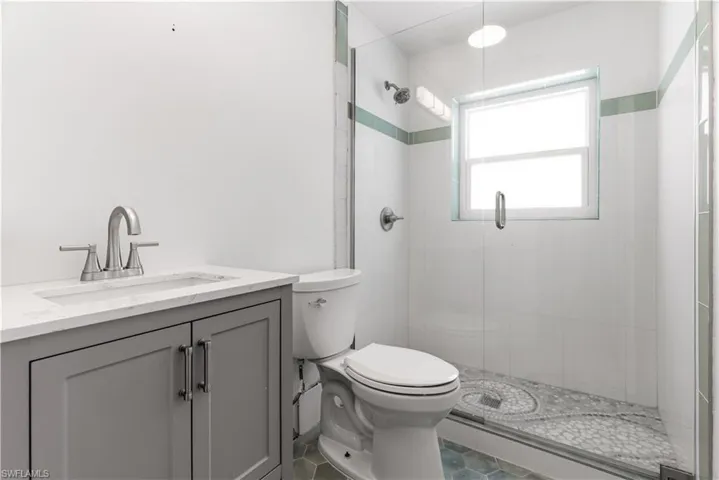 455 Donora Blvd, Fort Myers Beach, Florida 33931