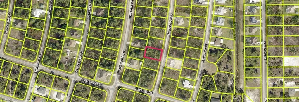 526 Cypress Ave S, Lehigh Acres, Florida 33974