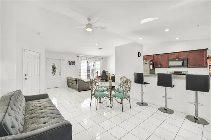 2540  47th SW TER, Naples, FL 34116