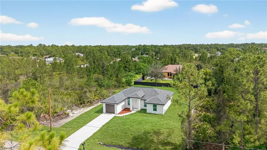 2904  44th W ST, Lehigh Acres, FL 33971