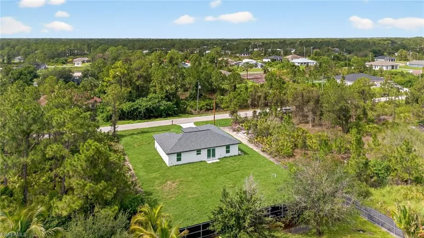 2904  44th W ST, Lehigh Acres, FL 33971