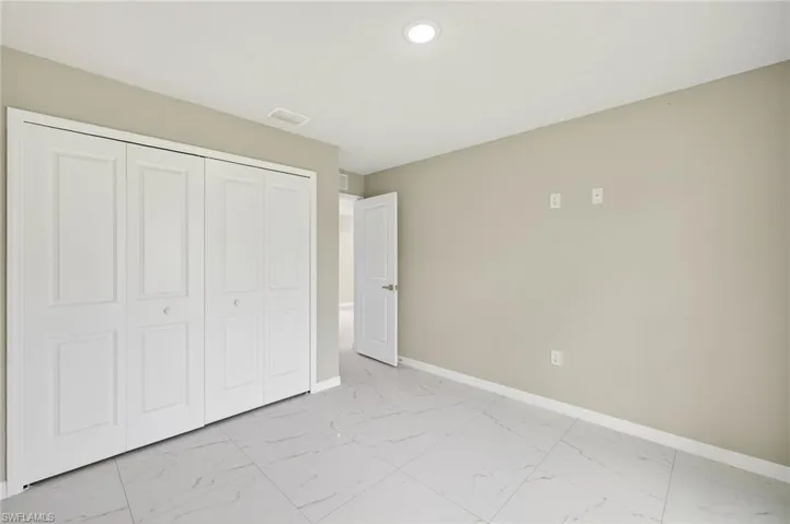 2904  44th W ST, Lehigh Acres, FL 33971